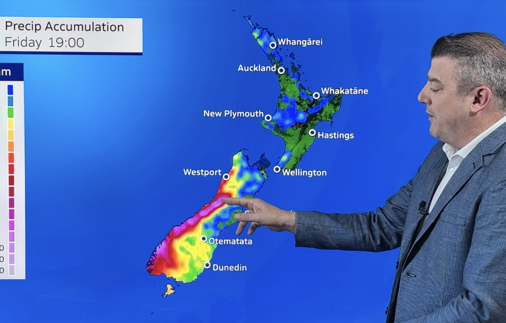 VIDEO Are droughts looming for NZ? 15 day Rainfall Map WeatherWatch